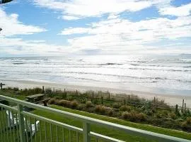 Beach Galore - Waihi Beach Holiday Home