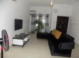 Unique 1BEDROOM Shortlet Stadium Rd with 24hrs light-FREE WIFI -N35,000