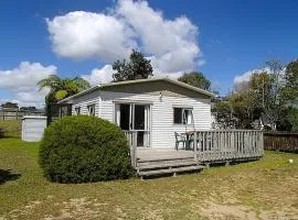 Ollaberry - Mangawhai Heads Bach