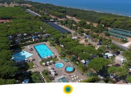 Orbetello Family Camping Village, מלון באורבטלו