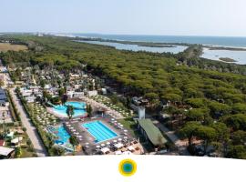 Spina Family Camping Village, hotell i Lido di Spina