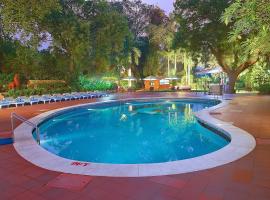 Hotel Clarks Shiraz – hotel w pobliżu miejsca Agra Airport - AGR w mieście Agra