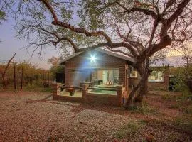 Kruger's Retreat House & Kruger's Rest Studio