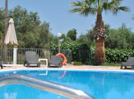 Palmyra Studios, hotel with parking in Kavos