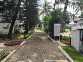 ARY Royal Palms - 1 BHK, hotel v destinaci Benaulim