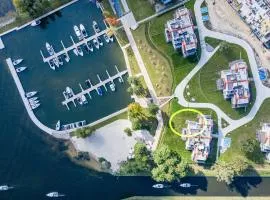 Good Morning Sunshine - Nautica Resort Apartment