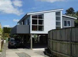 The Jandal - Waihi Beach Holiday Home