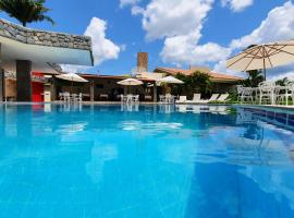 Hotel Três Palmeiras, hotel v destinaci Gravatá