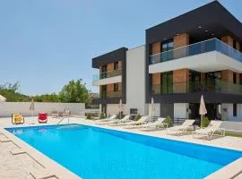 Georgiy Lux Apartments