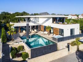 FIRST RESIDENCE Villa Eternity, Ferienhaus in Linardići