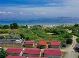 Каравани на плаж Златна Рибка Созопол, camping de luxe à Sozopol