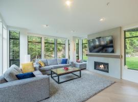 Ravencrest by Outpost Whistler – hotel w mieście Whistler