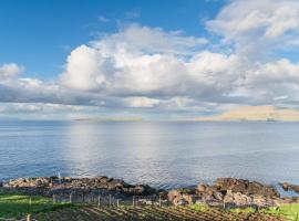 3 Bedroom Apartment / Great Sea View / Quiet, hotel in Tórshavn