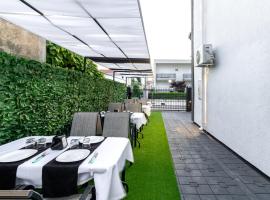 Apart-Hotel Prestige, hotel u Ulconju