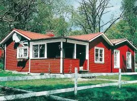 Lovely Home In Ljungsarp With Sauna