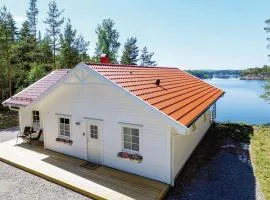 Gorgeous Home In Årjäng With Wifi