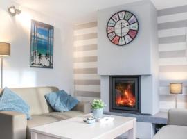 Beautiful Home In Bruinisse With Wifi, hotel i Bruinisse