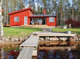 Lovely Home In Vaggeryd With House Sea View, luksushotel i Vaggeryd