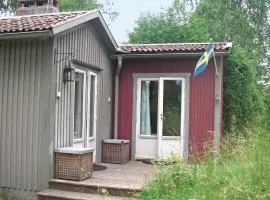 3 Bedroom Beautiful Home In Trosa