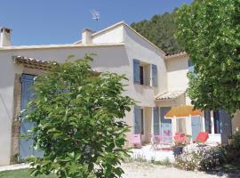 Beautiful Home In Merindol With 2 Bedrooms, Wifi And Outdoor Swimming Pool, hotel en Mérindol