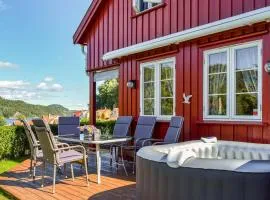 Beautiful Home In Risør With Kitchen