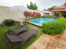 Porto das Dunas Casa Temporada Estilo e Conforto, vila di Fortaleza