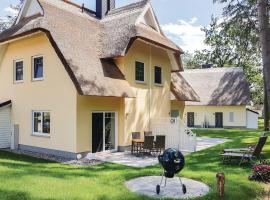 Reetdachhaus Kiek In` Wald, Ferienunterkunft in Kutzow