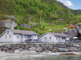 Beautiful Home In Omastrand With Wifi, hotel en Oma