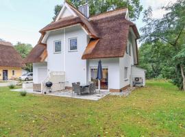 Reetdachhaus Waldidylle, holiday rental in Kutzow
