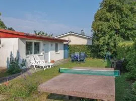 Nice Home In Hohen Wieschendorf With 2 Bedrooms And Wifi