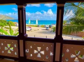 5 bed-rooms Front-Beach apartment at Orient Beach