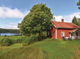 Amazing Home In Hedekas With Kitchen, villa em Kåtebol