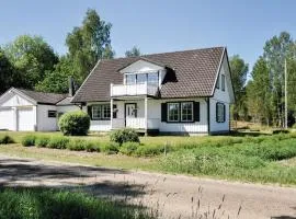 Beautiful Home In Sffle With Kitchen