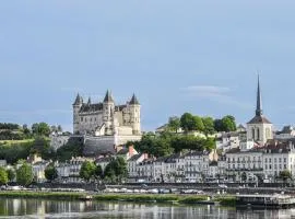 Gorgeous Apartment In Saumur With Kitchen