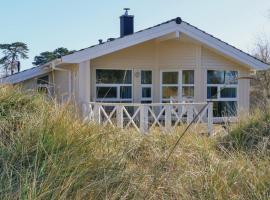 Frische Brise 8 - Dorf 2, hotel in Priwall