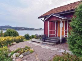 2 Bedroom Lovely Home In Hamburgsund, hotel v destinaci Hamburgsund