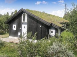 Awesome Home In Gl With House A Mountain View, holiday rental in Gålå