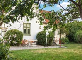 Awesome Home In Abbeks With 4 Bedrooms, hotel in Abbekås