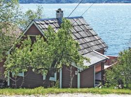 Beautiful Home In lvik With 2 Bedrooms, vakantiehuis in Ytre Ålvik