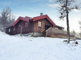 Beautiful Home In Venabygd With House A Mountain View: Venabygd şehrinde bir otel