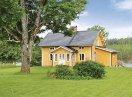 Nice Home In Svanskog With 3 Bedrooms, Sauna And Wifi, hotel em Svanskog