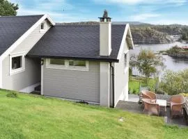 2 Bedroom Cozy Home In Hauglandshella