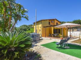 Beautiful Home In Casteldaccia With Outdoor Swimming Pool, Wifi And Indoor Swimming Pool, hotel with pools in Casteldaccia