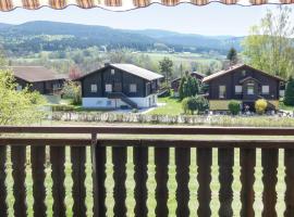 Awesome Apartment In Arrach With 2 Bedrooms And Wifi, 4-Sterne-Hotel in Arrach