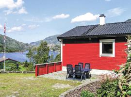Gorgeous Home In Dalsyra With Kitchen วิลลาในOppdalsøyra