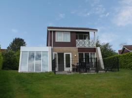 Cozy Home In Vlagtwedde With Indoor Swimming Pool, cabaña o casa de campo en Vlagtwedde