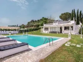 2 Bedroom Stunning Home In Roma