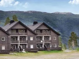 Gorgeous Apartment In Uvdal With Wifi