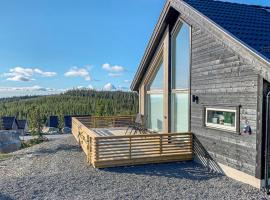 Awesome Home In Sjusjen With 3 Bedrooms And Wifi, luxury hotel in Sjusjøen