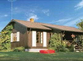 2 Bedroom Cozy Home In Hamneda